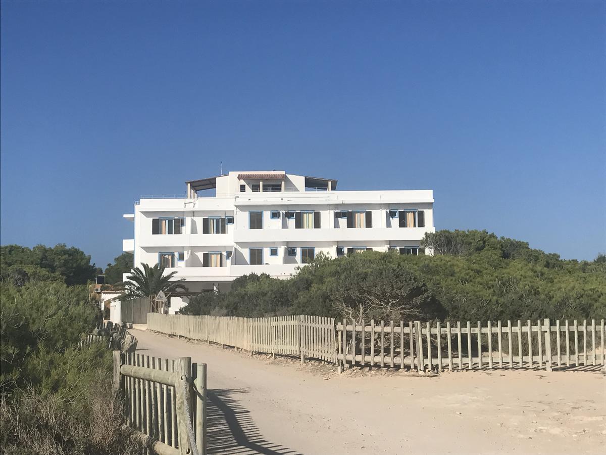 Hostal Santi Es Calo  Εξωτερικό φωτογραφία
