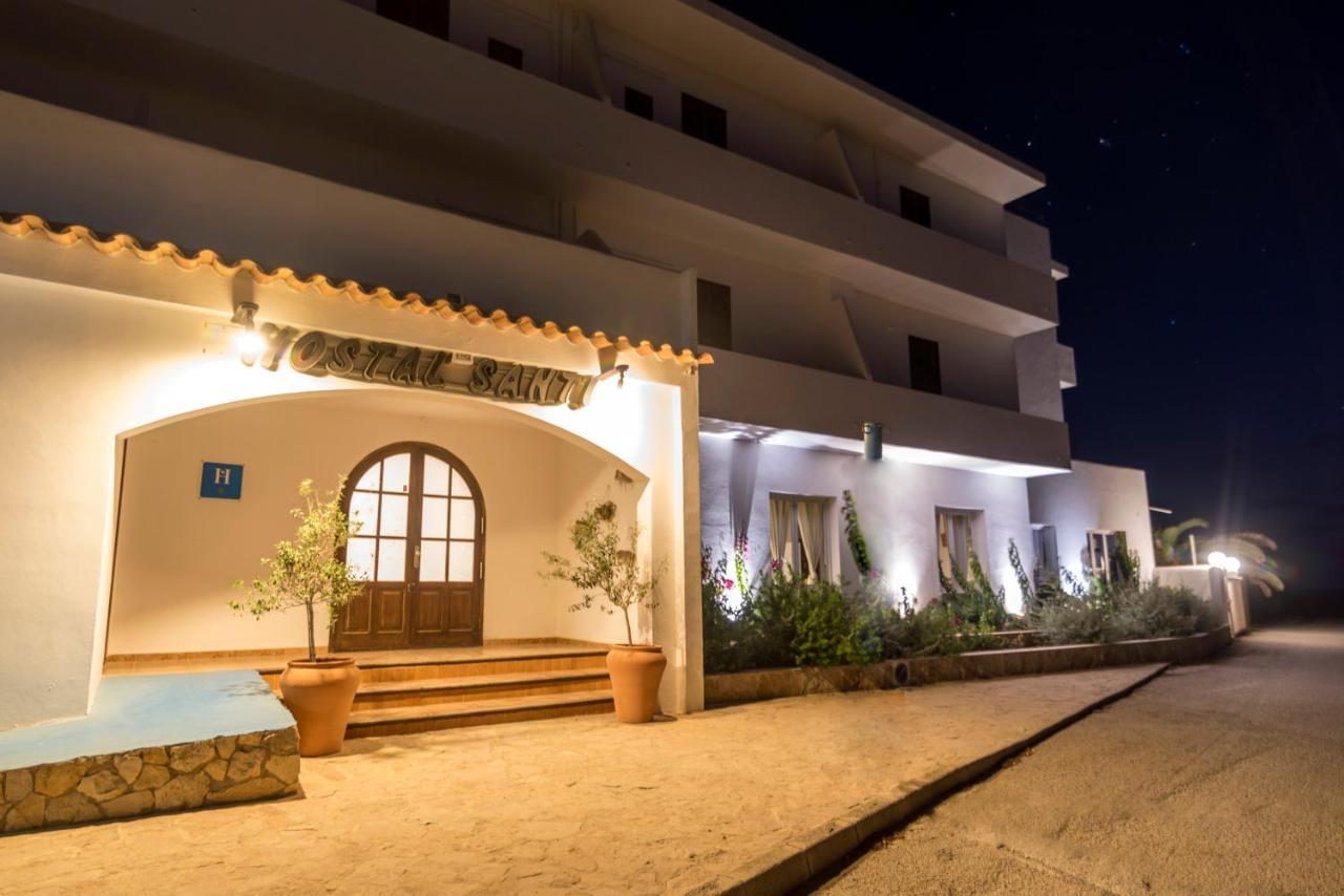 Hostal Santi Es Calo  Εξωτερικό φωτογραφία